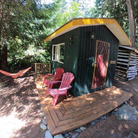 Up The Creek Backpacker'S Lodge Roberts Creek Bagian luar foto