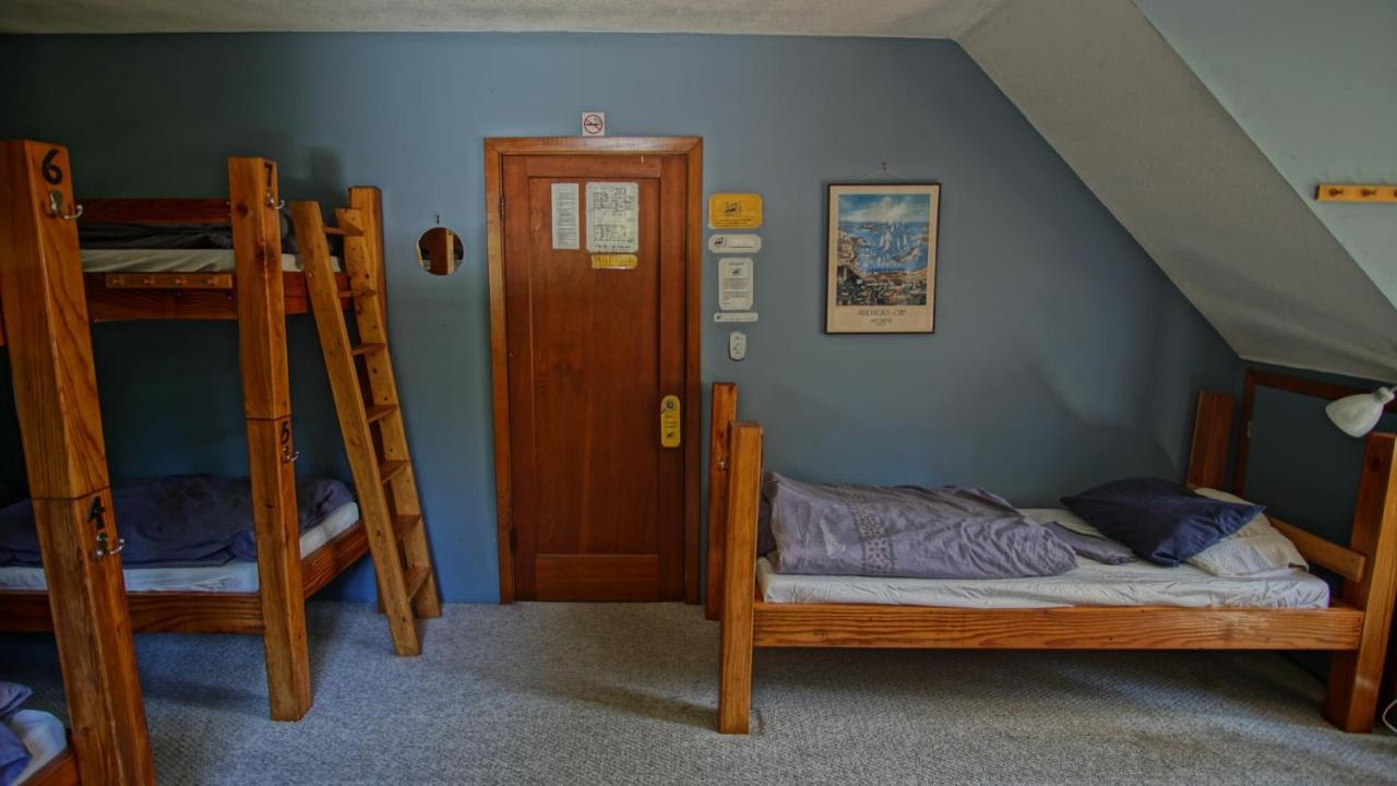 Up The Creek Backpacker'S Lodge Roberts Creek Bagian luar foto